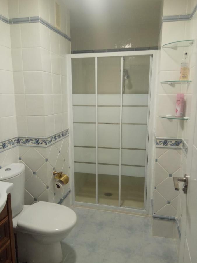 Guesting Ladreda Apartment Кадис Екстериор снимка