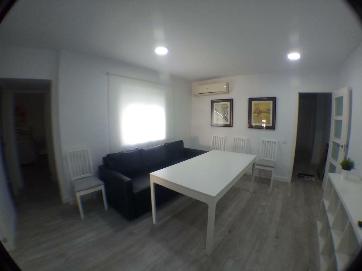 Guesting Ladreda Apartment Кадис Екстериор снимка